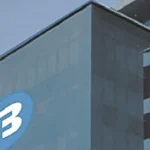 Bajaj Finance shares fall 7.4% chart Nov 11 2025