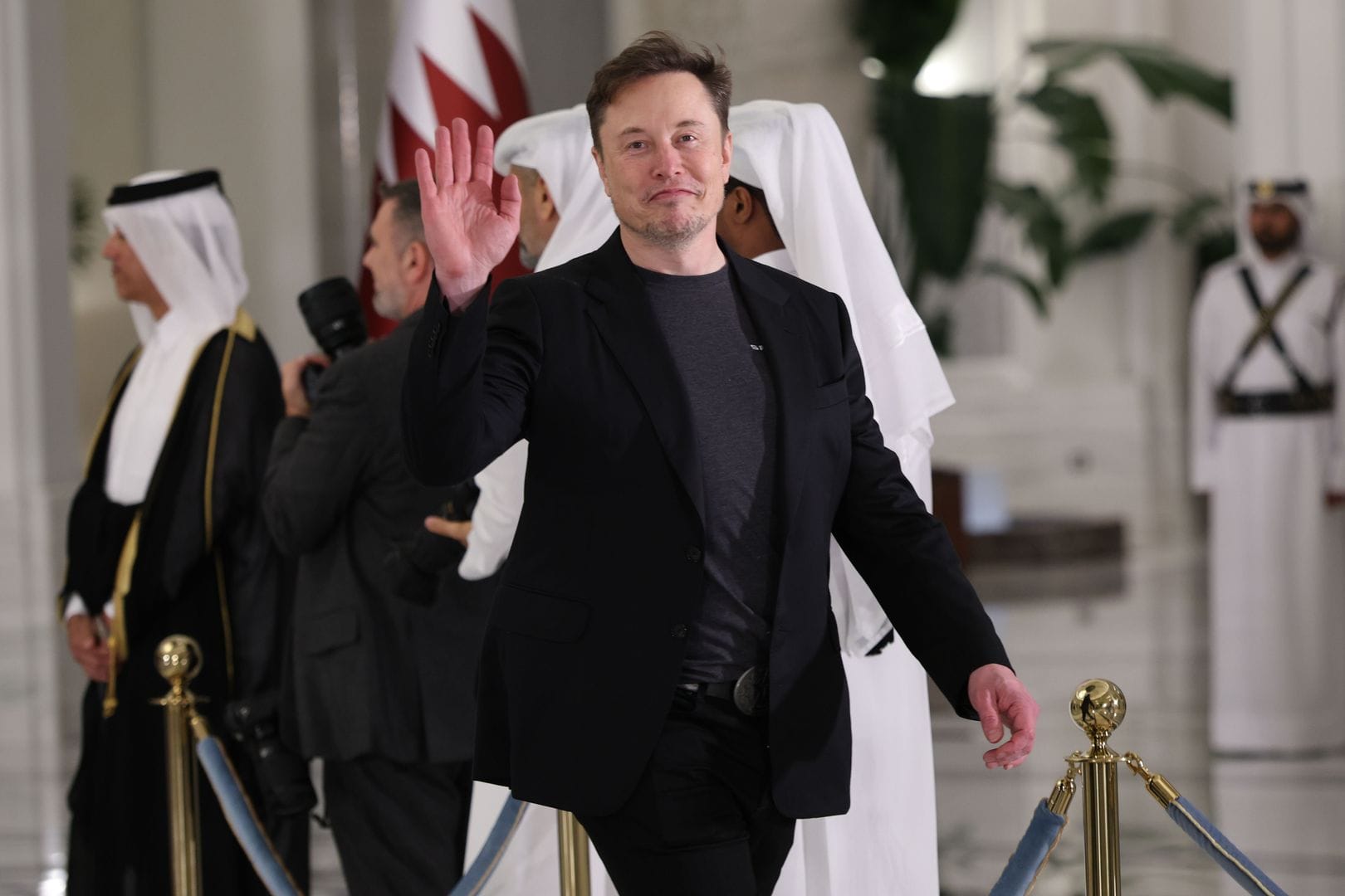 Elon Musk Bitcoin Holdings and the potential impact of a Tesla-SpaceX merger on corporate crypto treasuries