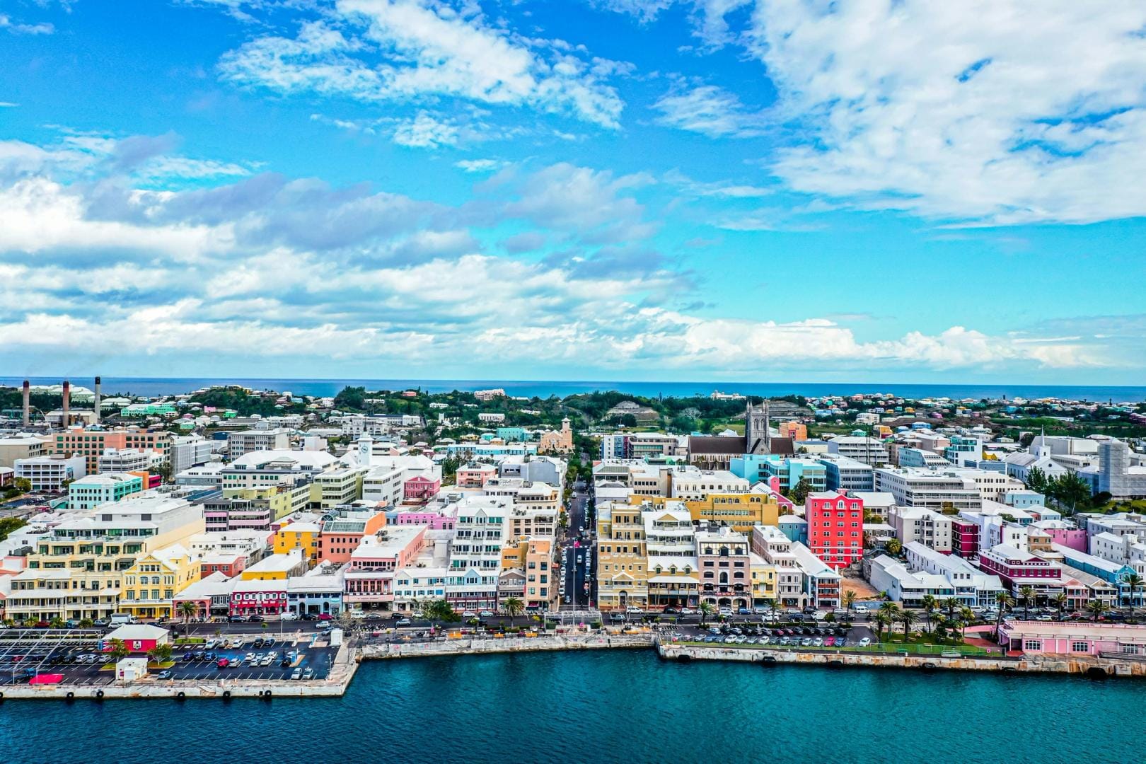 Bermuda's Bold Move: 1st Nation to Embrace Onchain Economy 1 Bermuda's digital transformation towards an onchain economy