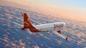 SpiceJet aircraft on the tarmac representing the spicejet faces ₹124.65 financial news