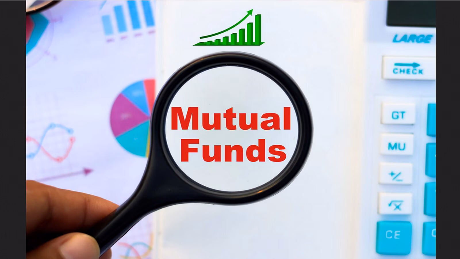 Professional analyzing HDFC Mutual Fund charts and market data