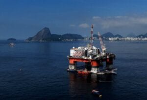 Oil tanker ship representing the shift where russia leads india’s crude imports