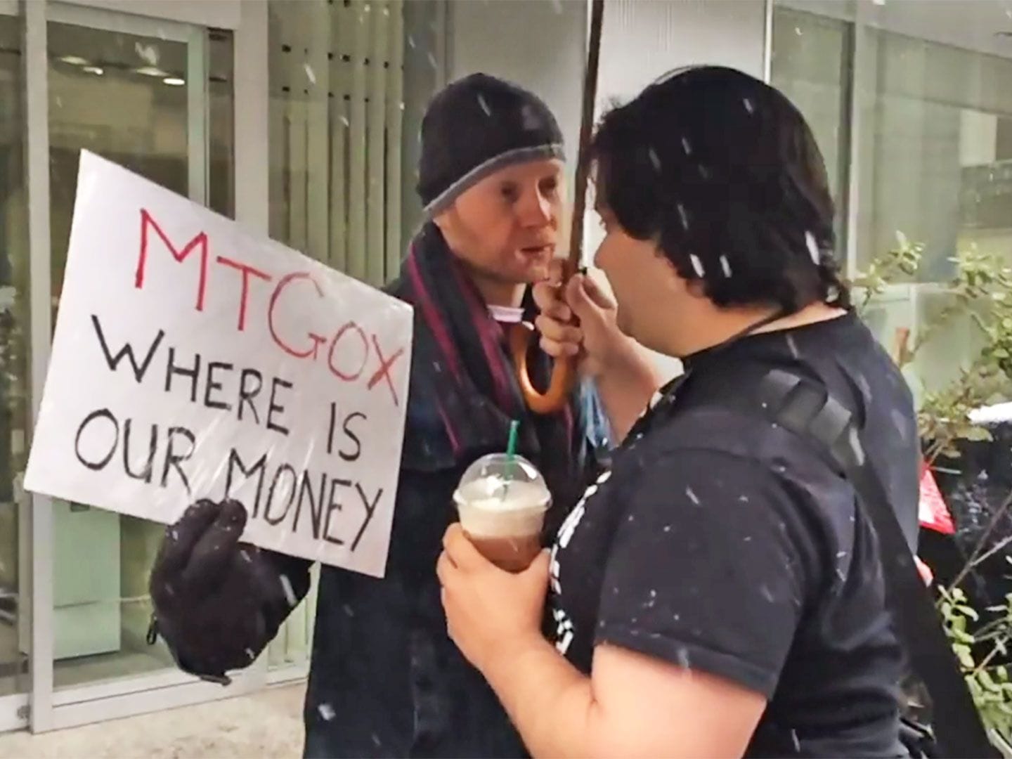 mt. gox moves: The Critical Guide for Urgent Updates 1 Visual representation of Bitcoin blockchain transactions related to Mt. Gox wallet movements
