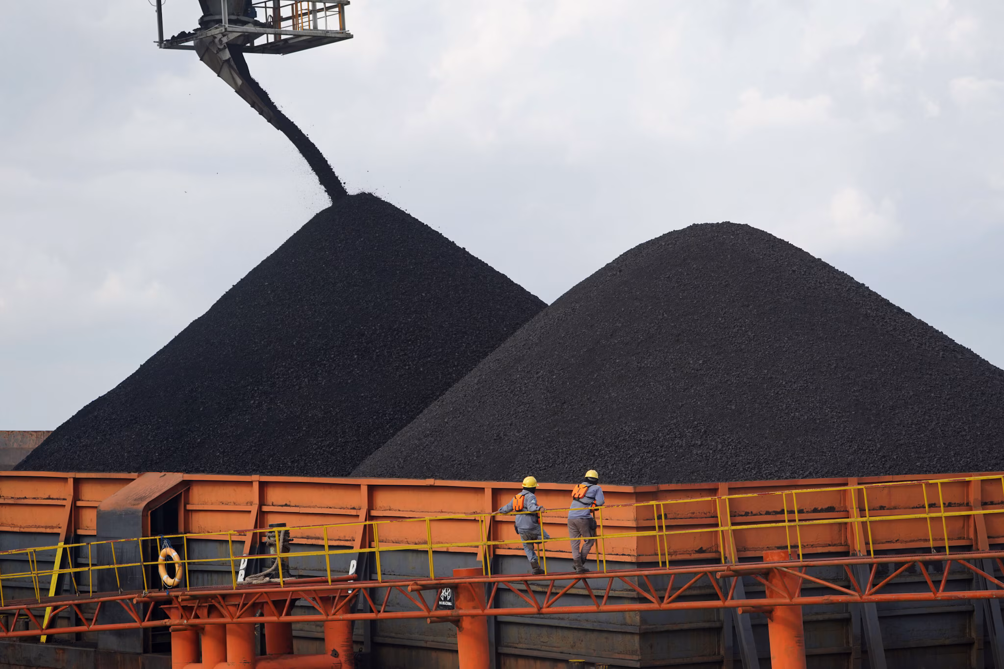 Industrial coal gasification plant representing the ₹46,000 crore coal investment