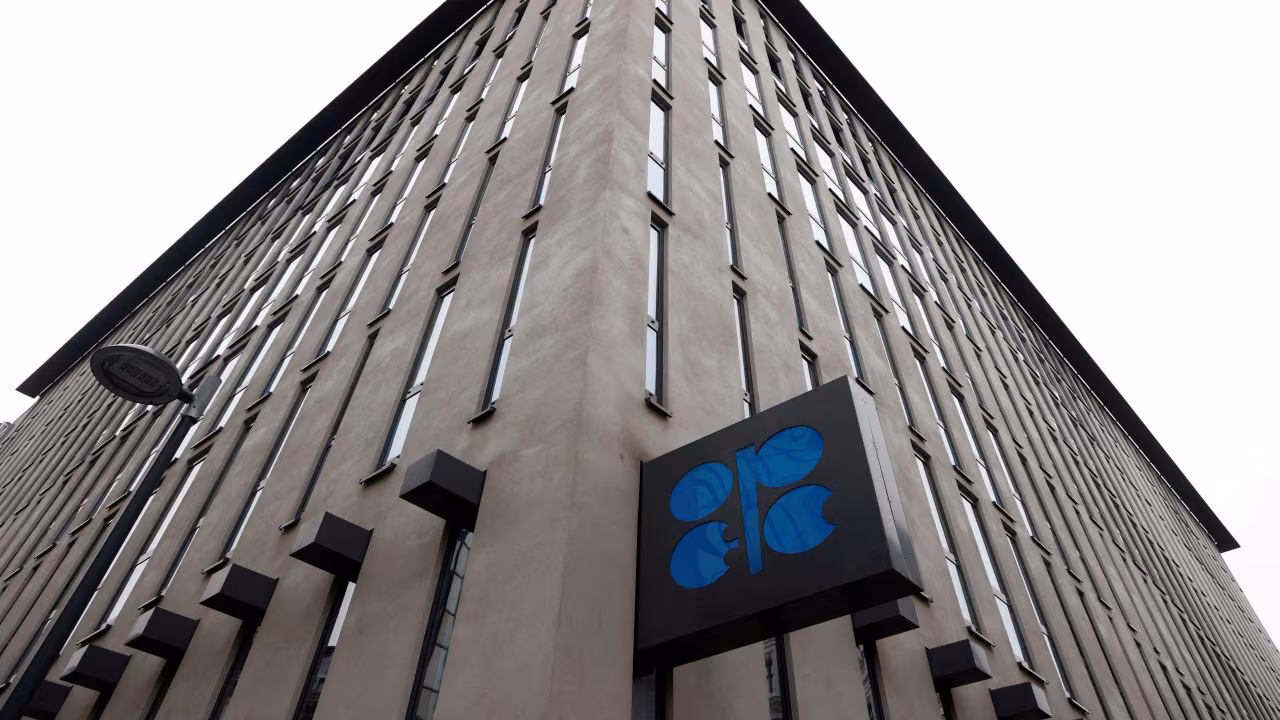 Global oil market chart showing a sharp decline in OPEC production levels