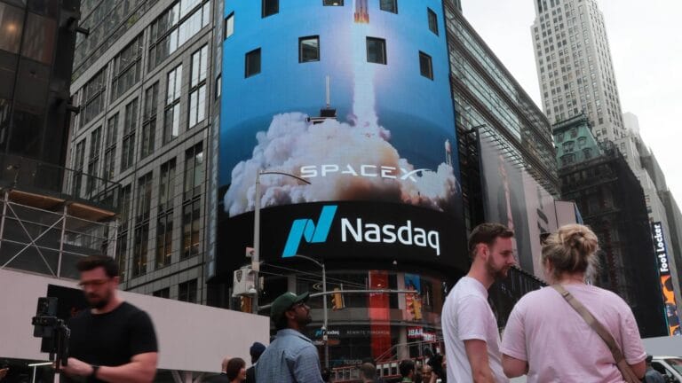 Crypto Week Ahead: 3 Key Events Impacting Markets 2 A digital chart representing the Crypto Week Ahead market trends