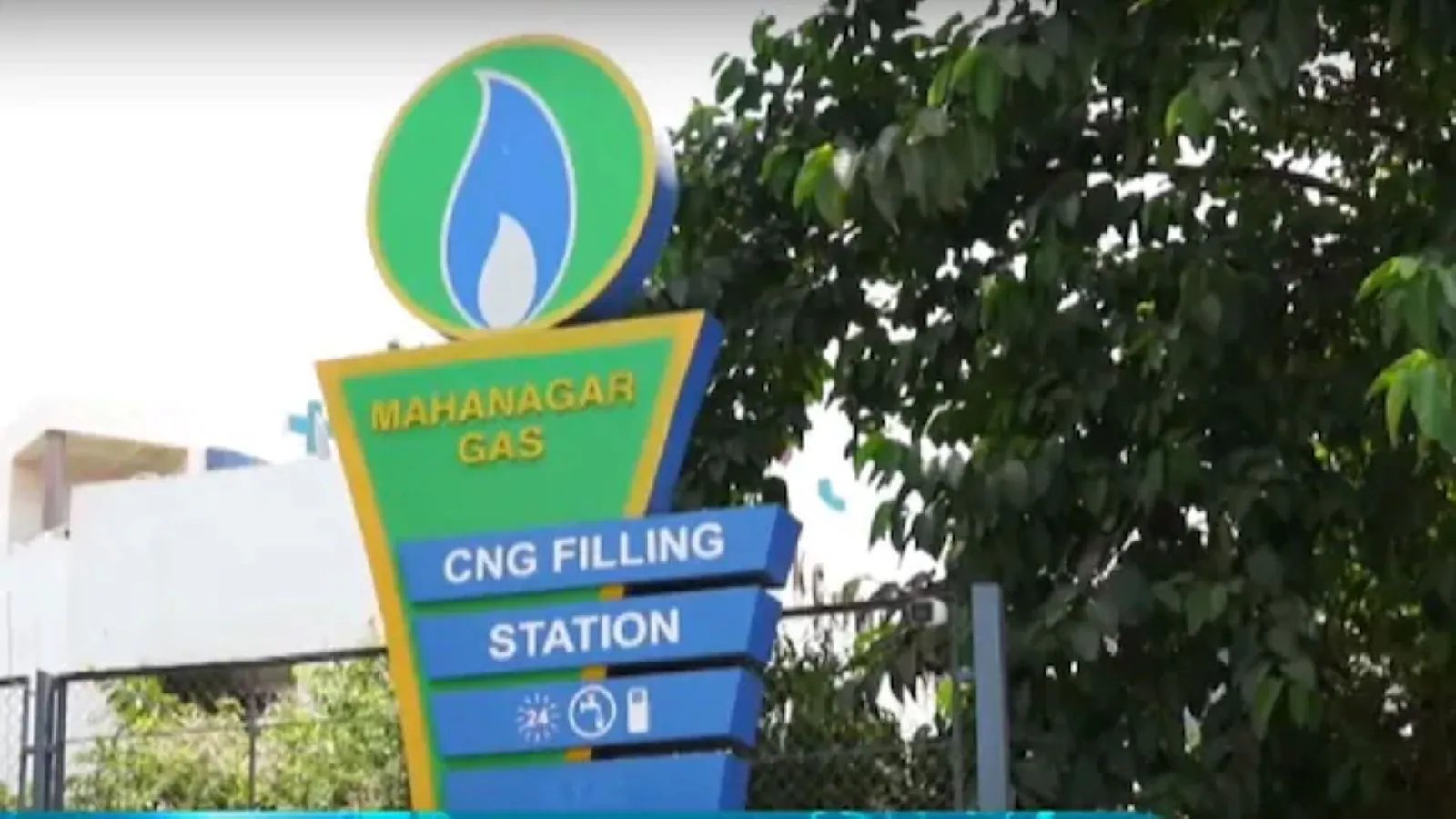 Stock market chart showing upward trend for Mahanagar Gas shares