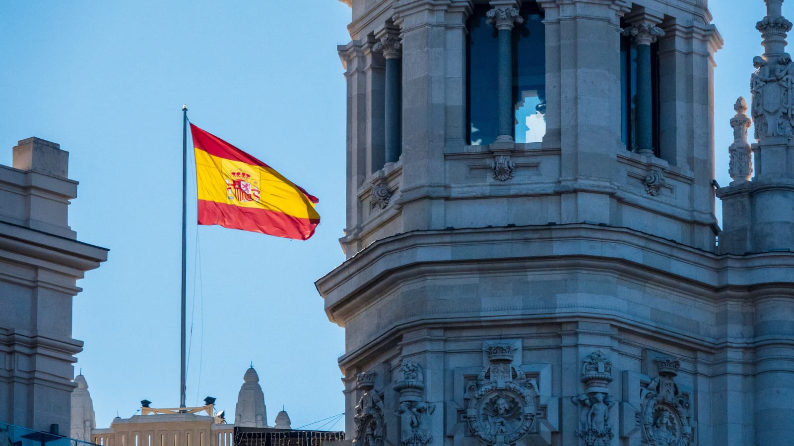 Spain's economy growth: 3 reasons it outpaced South Korea 1 A visual representation of Spain's economy growth trends in the global market