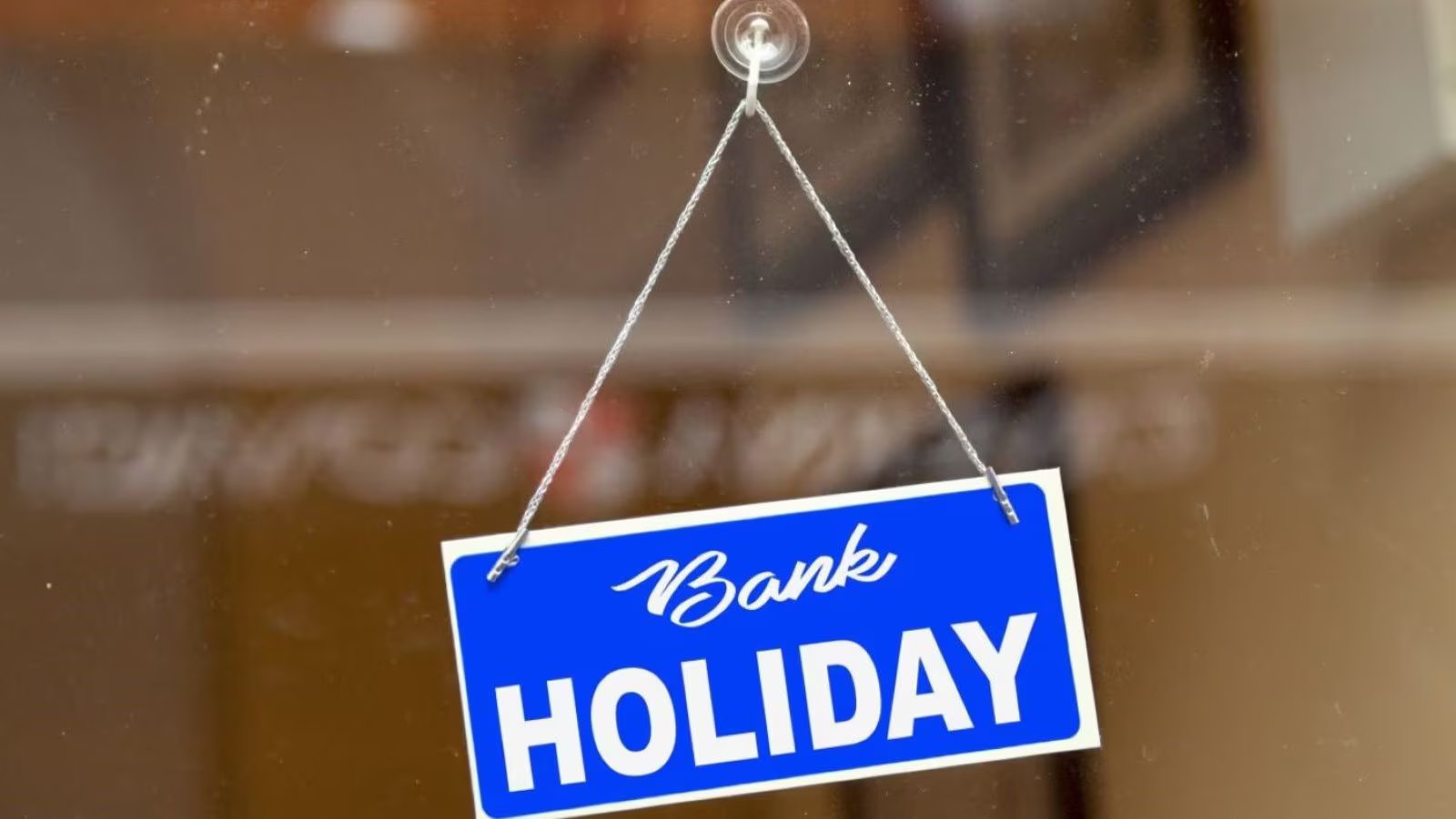 bank holidays in: The Essential Must-Read Guide 1 Professional calendar showing bank holidays in a financial planning context