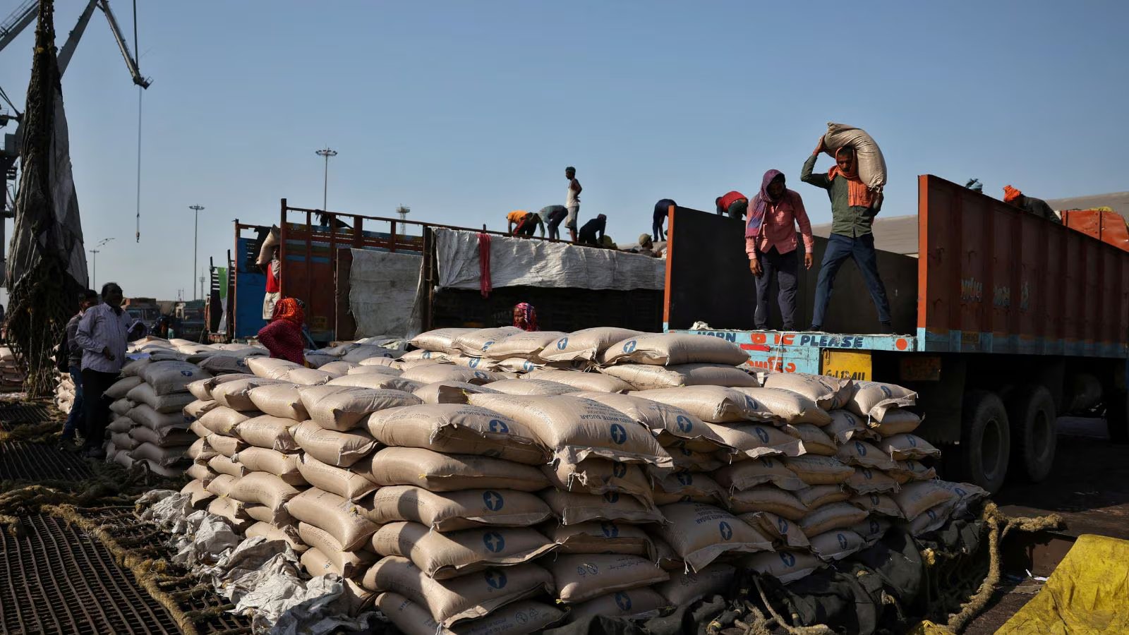 Government official discussing sugar prices and ethanol production policies