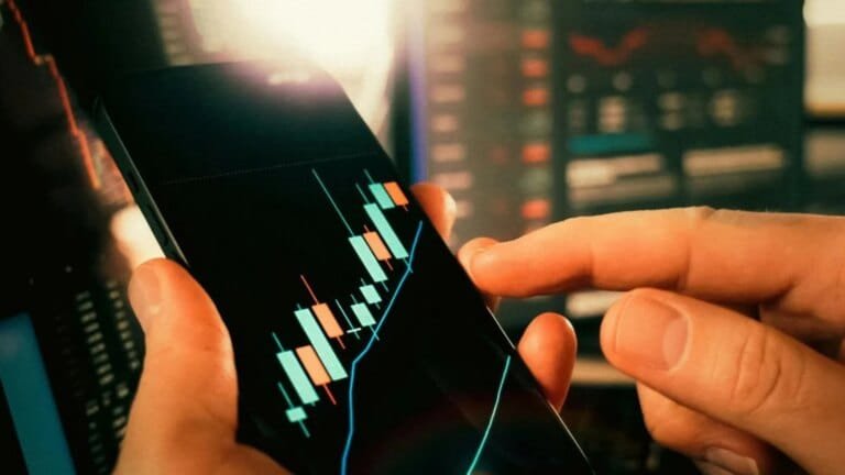 Digital finance professional analyzing payment aggregator market trends and growth metrics